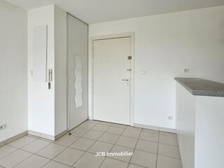  Appartement à louer 2 pièces 45 m²