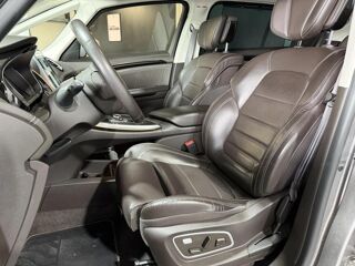 Espace V 1.8 TCe 16V EDC7 225 cv Bo&icirc;te auto Initiale Paris 2018 occasion 85190 Venansault