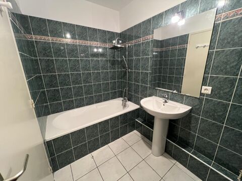  Appartement  louer 3 pices 77 m