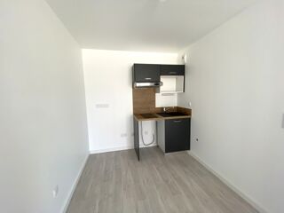  Appartement � louer 2 pi�ces 41 m� Laval