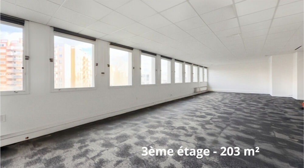   A proximité de la Bibliothèque François Mitterrand, à louer bureaux en étage élevé Paris 13