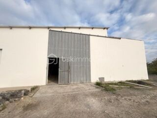 Parking / Garage à vendre 90 m²