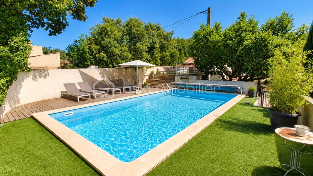 Vente Propriété/Château NÉOULES – Propriété de caractère d'environ 240 m² – Famille, patrimoine & revenus – Terrain de 2 600 m² avec piscine Neoules