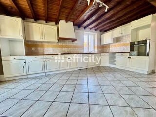  Maison � vendre 9 pi�ces 197 m�