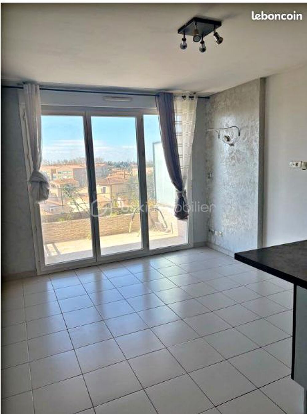 Vente Appartement Istres – T2 avec belle terrasse et parking privatif Istres