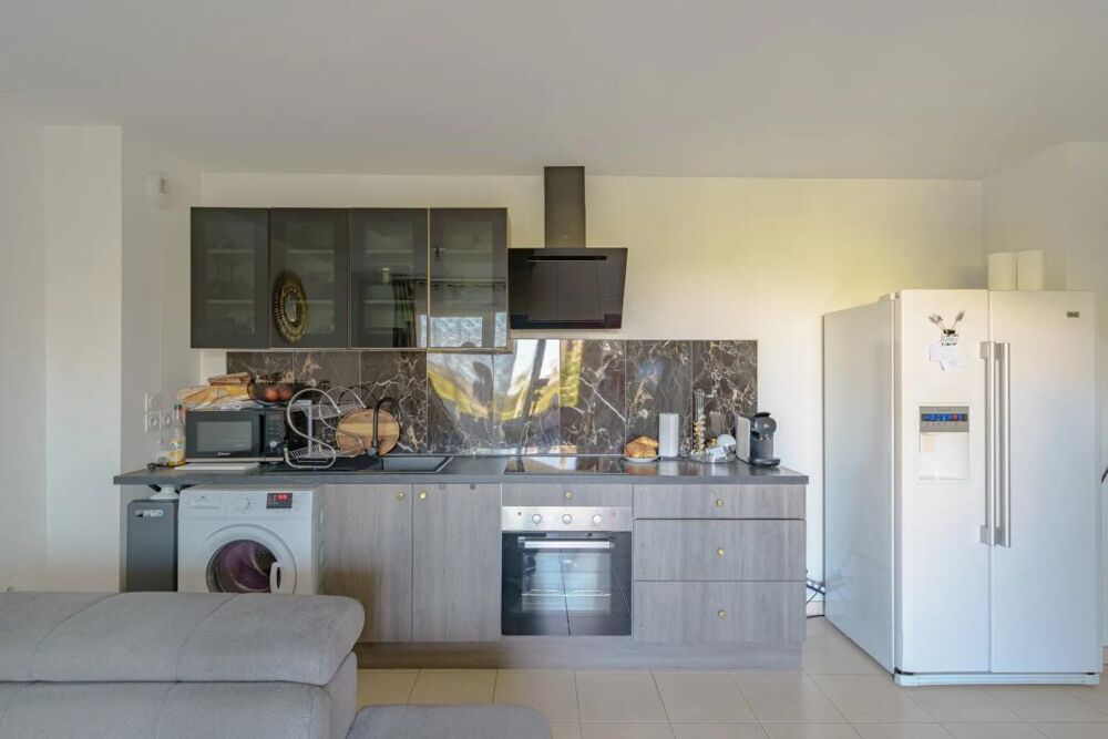 Marseille T3 moderne (2019) 60 m², terrasse + box