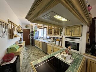  Maison � vendre 10 pi�ces 256 m�