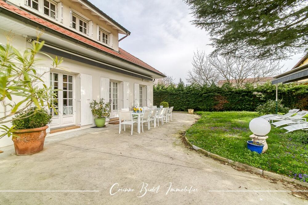 � vendre  Villa Saint-Pierre-de-Chandieu (69780)