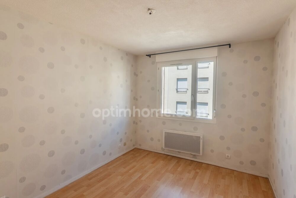 Vente Appartement Lyon 8 - 2 pièces avec balcon et stationnement - Secteur Rue Villon, DPE C Lyon 8