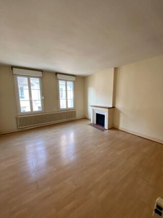  Immeuble à vendre 7 pièces 223 m²