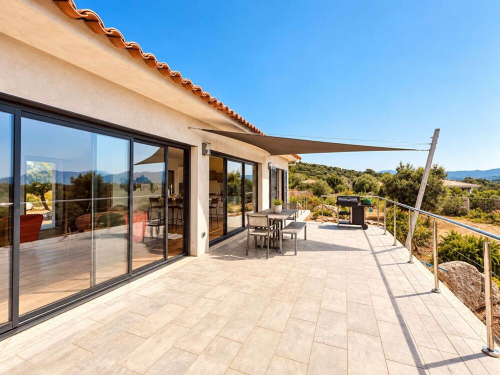 Vente Villa FIGARI , VILLA CONTEMPORAINE AVEC POTENTIEL INDÉPENDANT Figari
