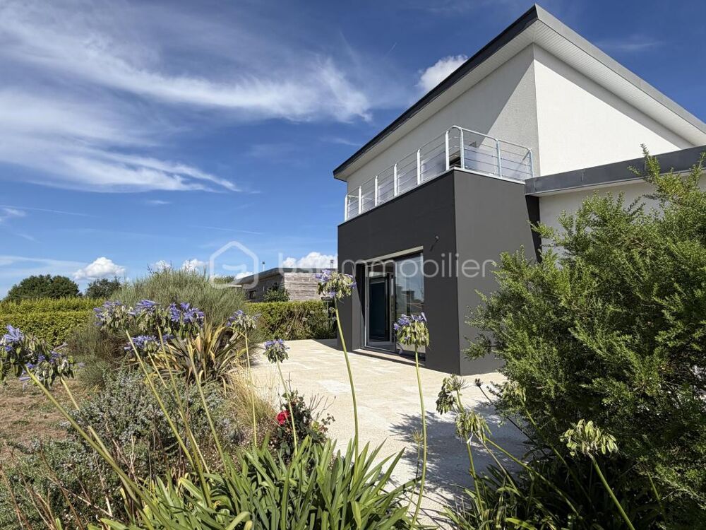Charmante maison contemporaine avec 4 chambres, garage et jardin