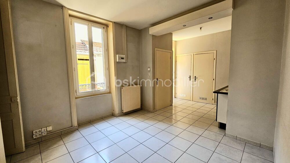 Vente Appartement ROANNE – Charmant T2 avec cabanon, faibles charges et fort potentiel locatif Roanne