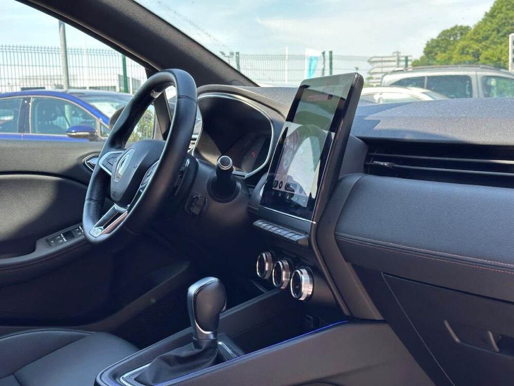 Clio V 1.3 TCE 130 FAP INITIALE PARIS EDC 2019 occasion 78240 Chambourcy
