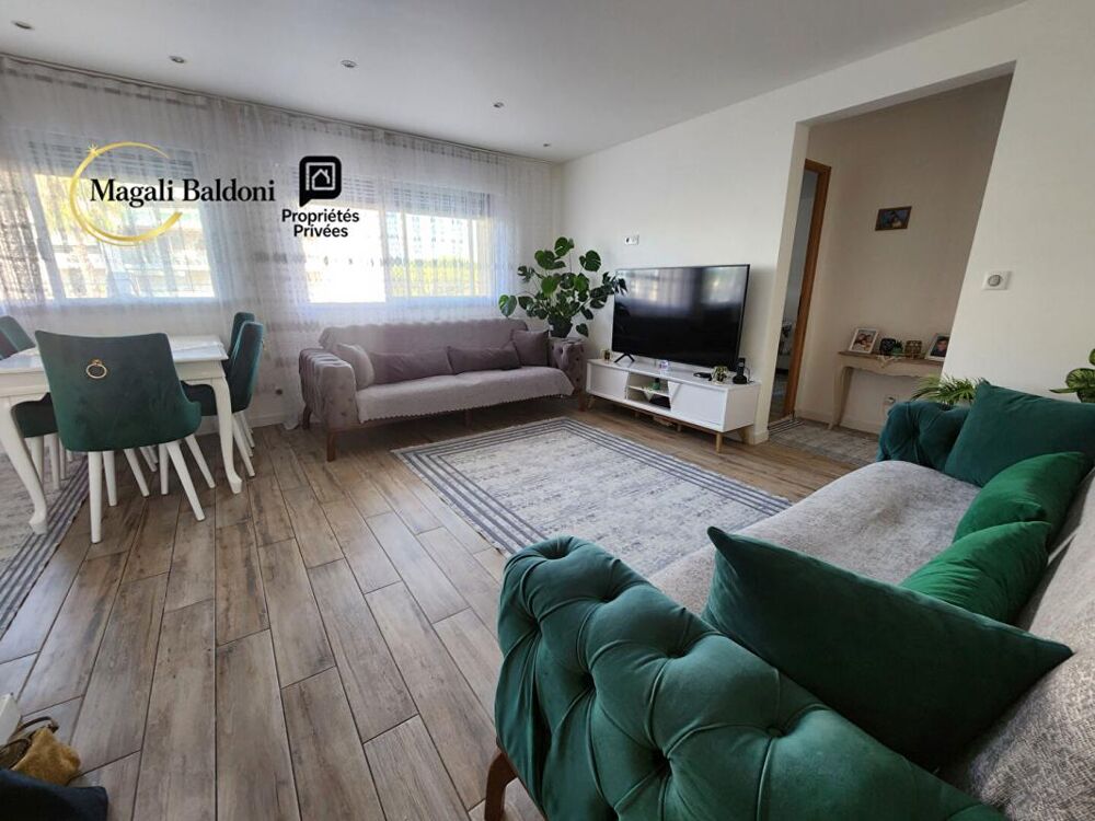 Vente Appartement Appartement Frejus 3 pièces 63 m2 avec Ascenseur- Parking- Cave Frejus