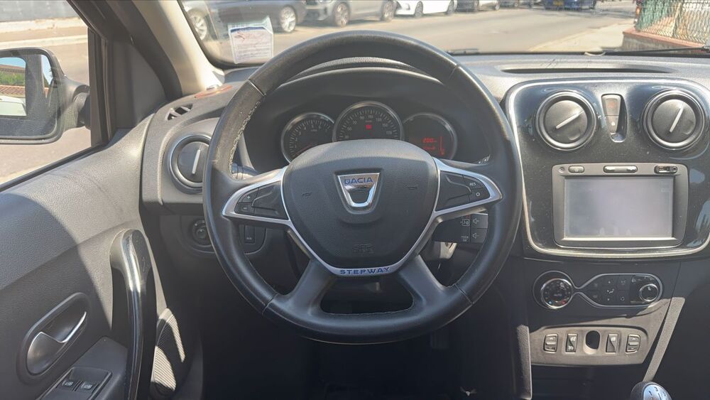 Sandero II 0.9 TCe 90 Stepway Advance - 5 places 2018 occasion 06400 Cannes