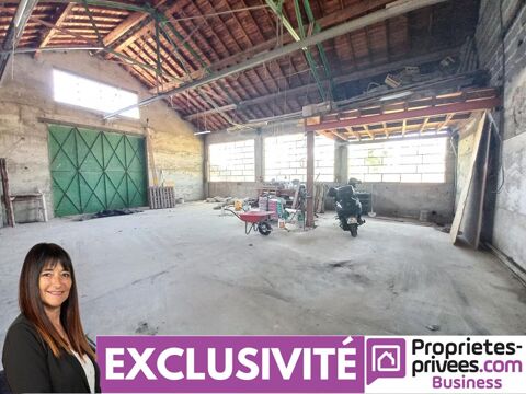   COMMELLE VERNAY - Entrepôt 130 m² avec 1400 m² de terrain 
