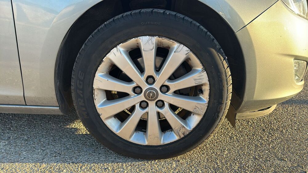 Astra 1.7 CDTI 110 Cosmo 2011 occasion 13122 Ventabren