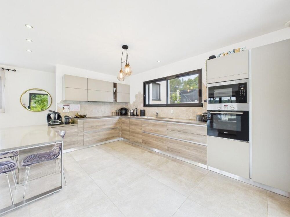 � vendre  Maison Alata (20167)