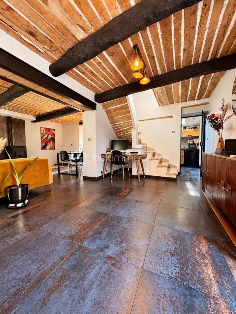 Vente Maison Villecroze – Maison rénovée de 138 m² avec 4 suites parentales, piscine balinaise et pool house Villecroze