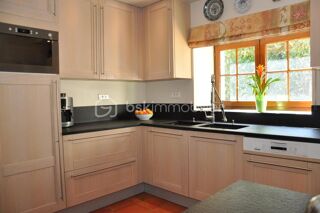  Propriété/château à vendre 9 pièces 251 m²