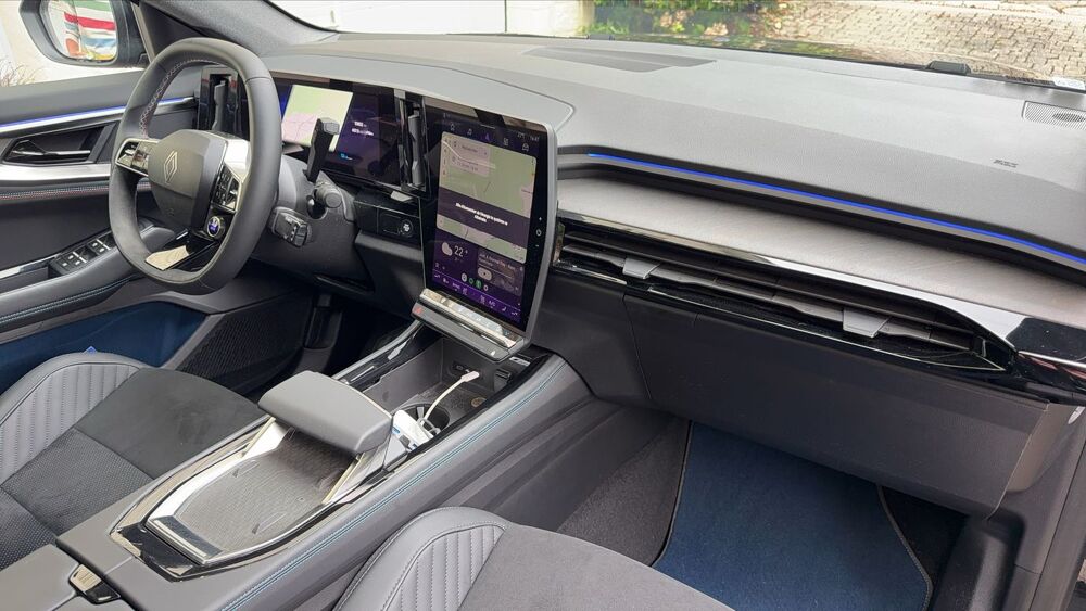 Rafale 1.2 E-Tech full hybrid 200 Esprit Alpine - Automatique Entre 2025 occasion 88000 Epinal
