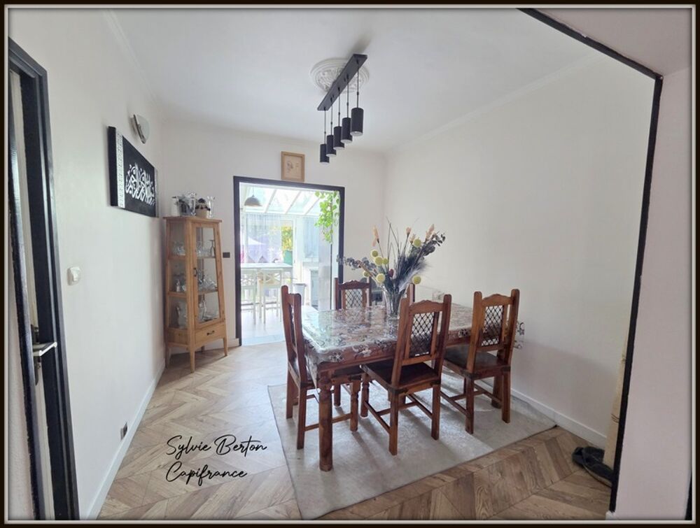 Maison prête à vivre  Quartier Primevère - 6 pièces - 375 m2 de terrain
