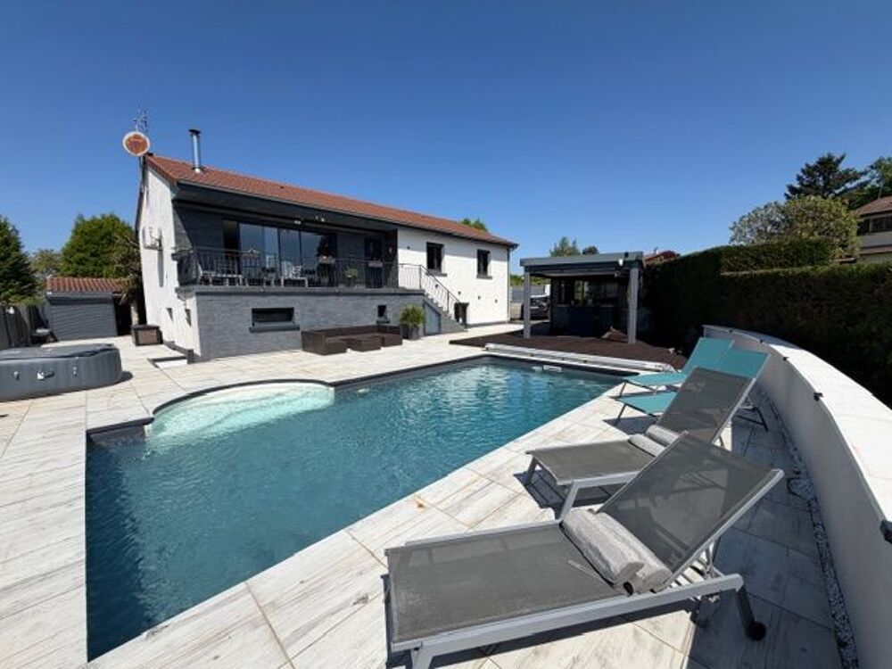 Vente Maison GENAY - Maison 5 Chambres de 210 m2 à vendre avec vue dégagée et piscine Genay