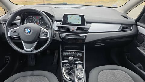 Serie 2 216d 116 Business Design - Entretien constructeur 2017 occasion 59650 Villeneuve D Ascq