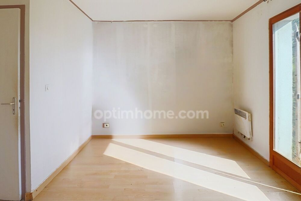 Studio avec jardin privatif et parking (77230  Moussy-le-Vieux)