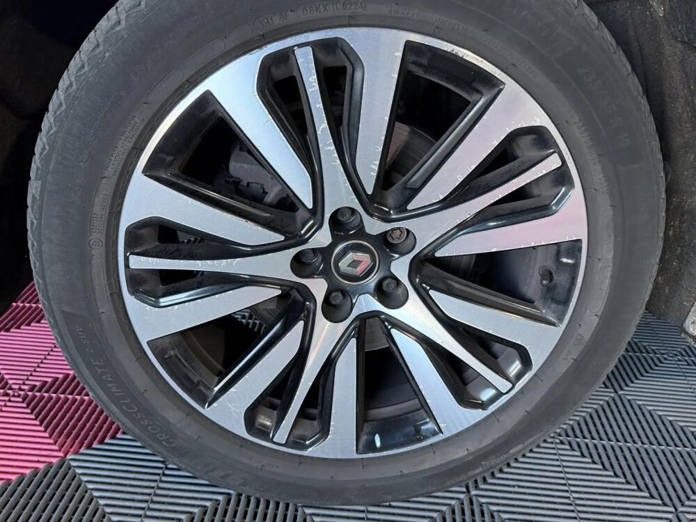 Espace V 1.6 dCi 16V EDC6 161 cv INITIAL PARIS 2018 occasion 85190 Venansault