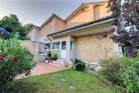   Maison mitoyenne 154m� Thiers 63300 Maison - 6 pi�ce(s) - 154 m�