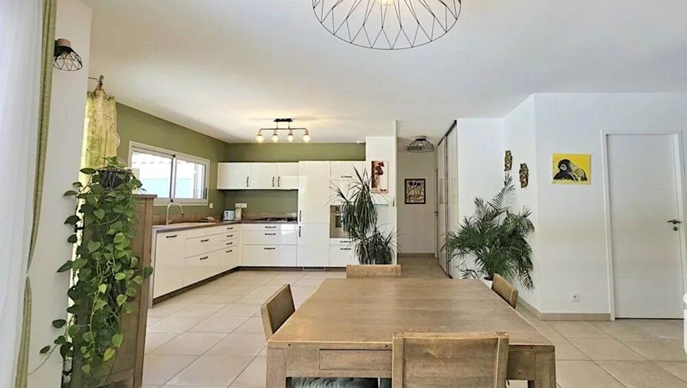 Vente Maison Maison à vendre 5 pièces LA ROQUETTE SUR SIAGNE (06) La roquette sur siagne