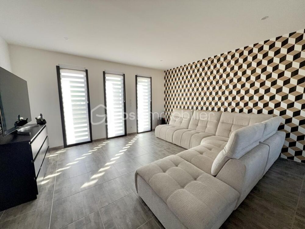 Maison plain-pied 120 m²  3 chambres  RT 2012  DPE A  20 min Poitiers