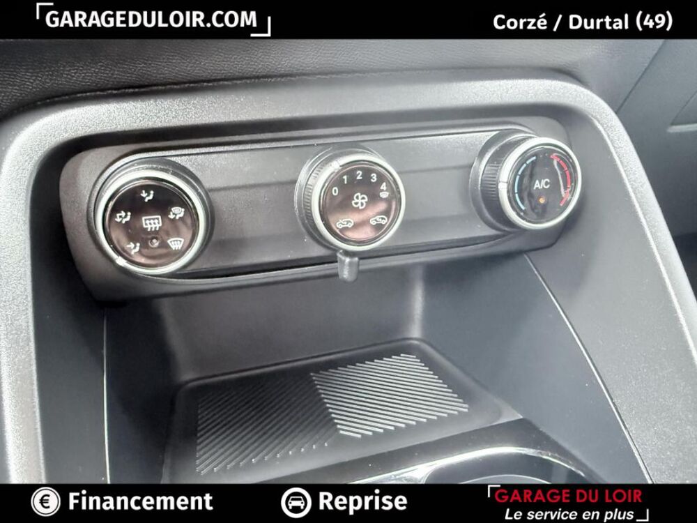 C3 IV Hybride 110 BUSINESS E-DCS6 2026 occasion 49140 Corz&eacute;