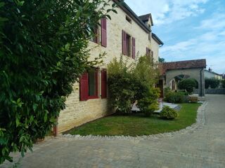  Proprit/chteau  vendre 7 pices 205 m
