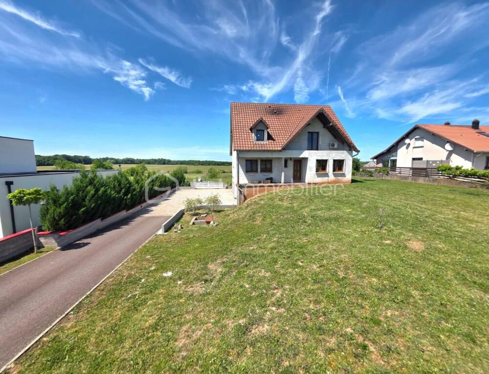 Maison 7 pièces 176 m² · à Freybouse · 176 m² · 299 000 €