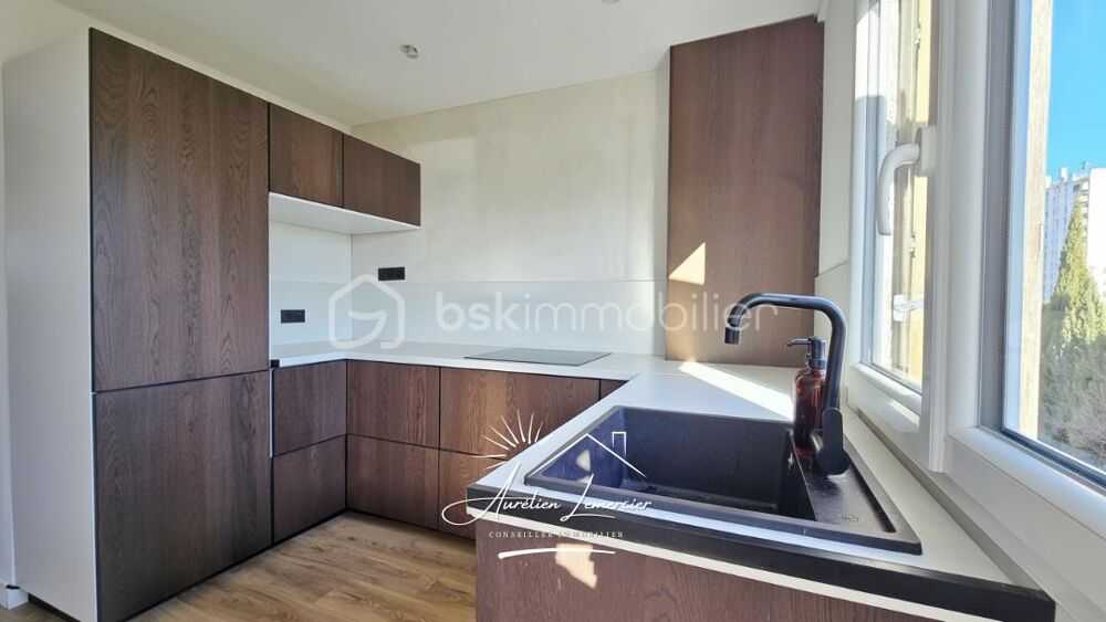 Appartement 3 pièces de 72m2 à Nimes