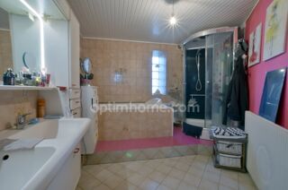  Maison � vendre 8 pi�ces 165 m�