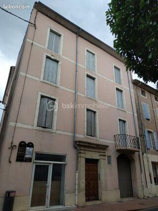  Immeuble � vendre 15 + pi�ces 550 m�