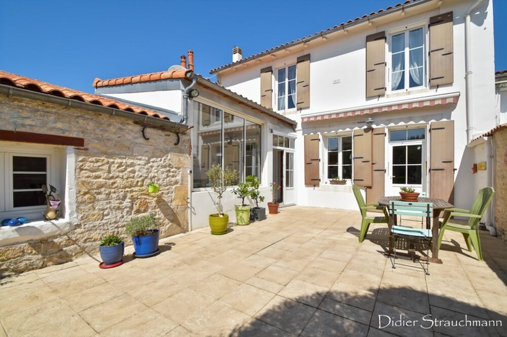 Vente Maison Maison à vendre 7 pièces AIGREFEUILLE D'AUNIS (17) Aigrefeuille d aunis
