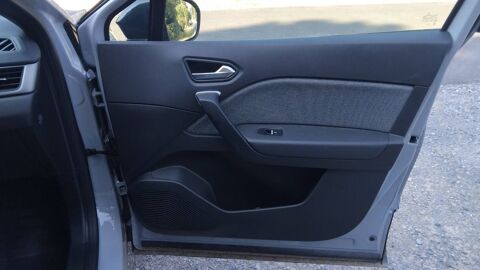 Captur 1.6 E-Tech 145 Hybrid EDC6 Techno - Premi&egrave;re main Entretien 2025 occasion 44420 Mesquer