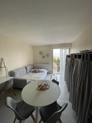  Appartement à louer 1 pièce 27 m²
