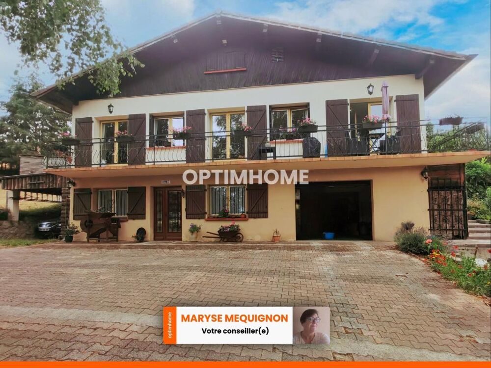 Maison 8 pièces 180 m² · à Vollore Montagne · 180 m² · 218 000 €