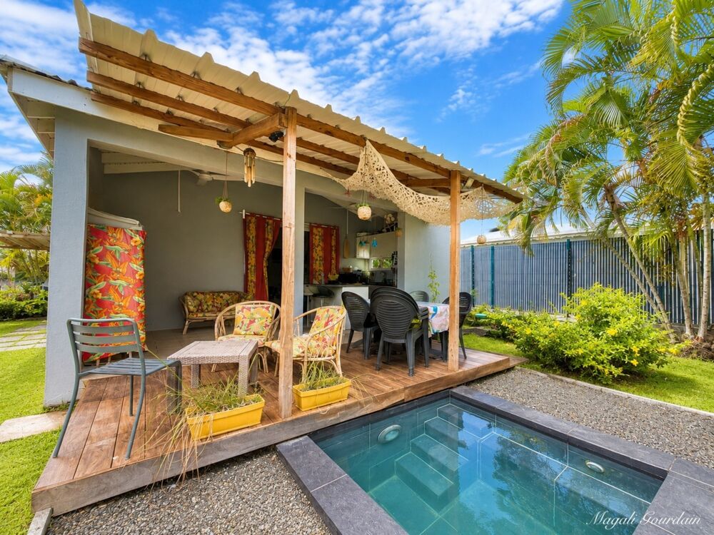 à vendre  Propriété/château Saint-François (97118)