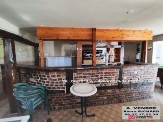  Immeuble  vendre 7 pices 270 m