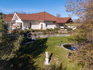 Propriété/château à vendre 11 pièces 751 m²