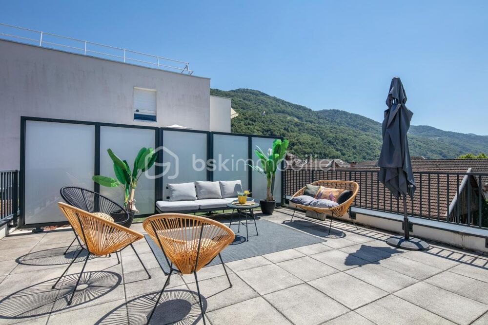 Vente Appartement T4 EN ATTIQUE, DERNIER ÉTAGE, TERRASSE DE 37 M² ET VUE SUR LA CHARTREUSE Villard bonnot