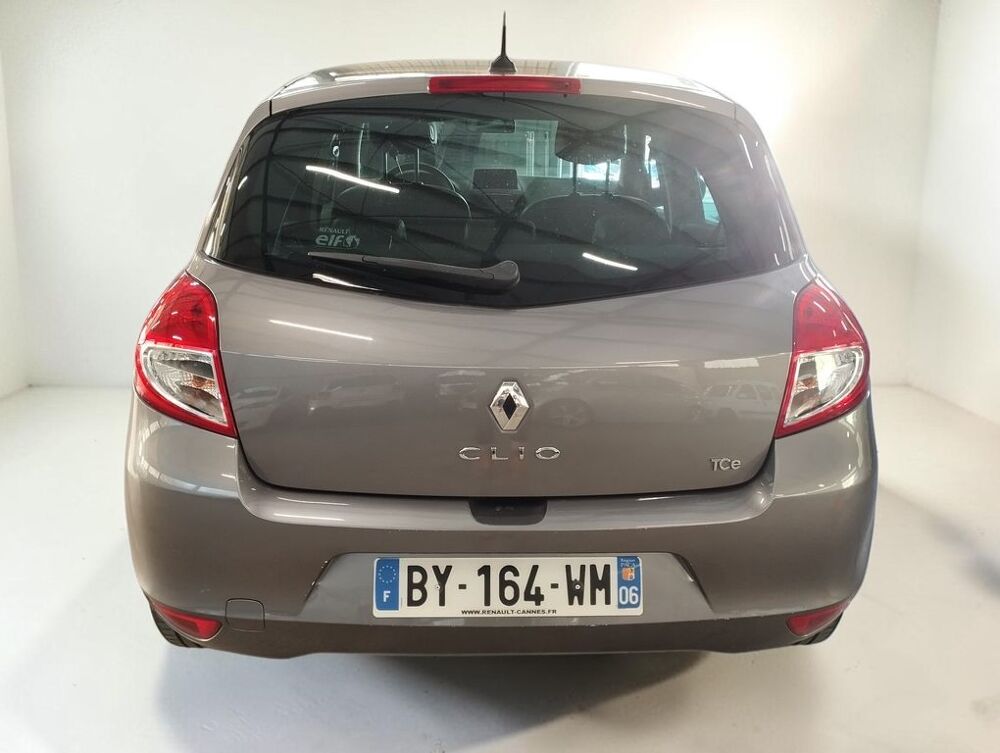 Clio III 1.2 TCE 100 NIGHT&DAY 5P 2011 occasion 06640 Saint-Jeannet