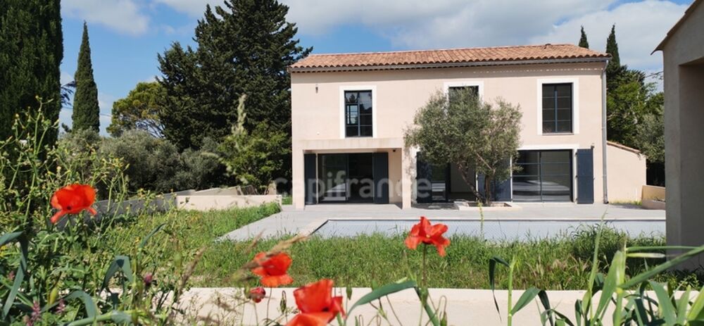 Maison à vendre 6 pièces FONTVIEILLE (13)